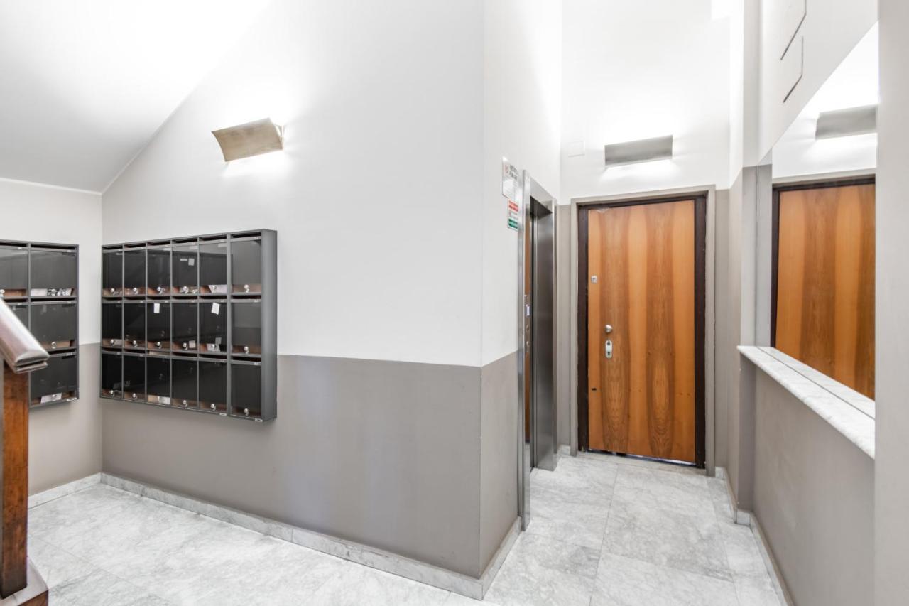 Easylife - Coccole E Comfort - Bilocale Caldo Ed Accogliente A Due Passi Dai Navigli E Metro Verde Milano Exteriör bild