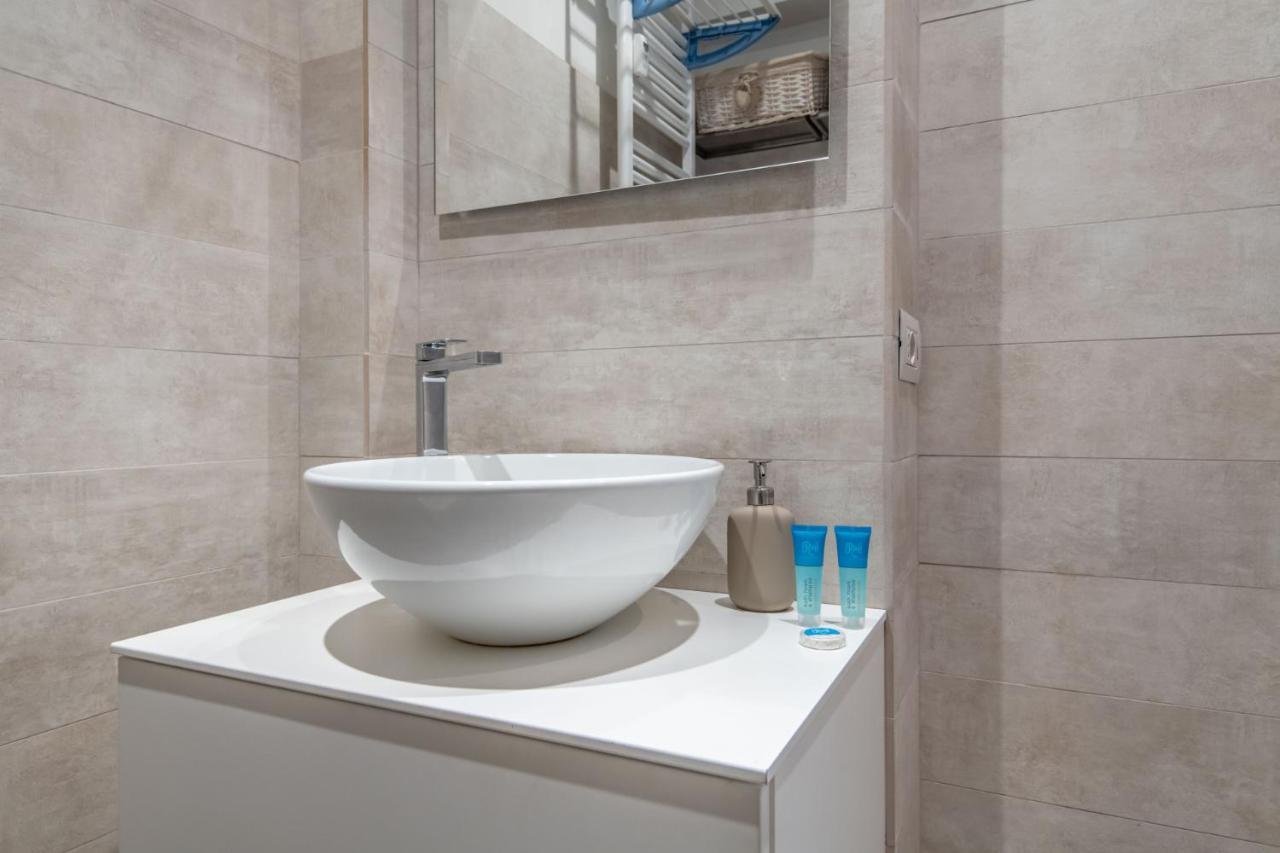 Easylife - Coccole E Comfort - Bilocale Caldo Ed Accogliente A Due Passi Dai Navigli E Metro Verde Milano Exteriör bild